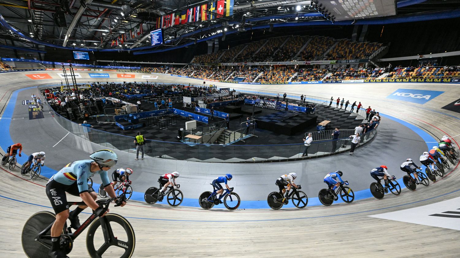 "Adrenaline of the audience, you have to know how to use it": at the European Championship in cycling on the track, the crazy soundscape puts the nerves of the "track riders" to the test