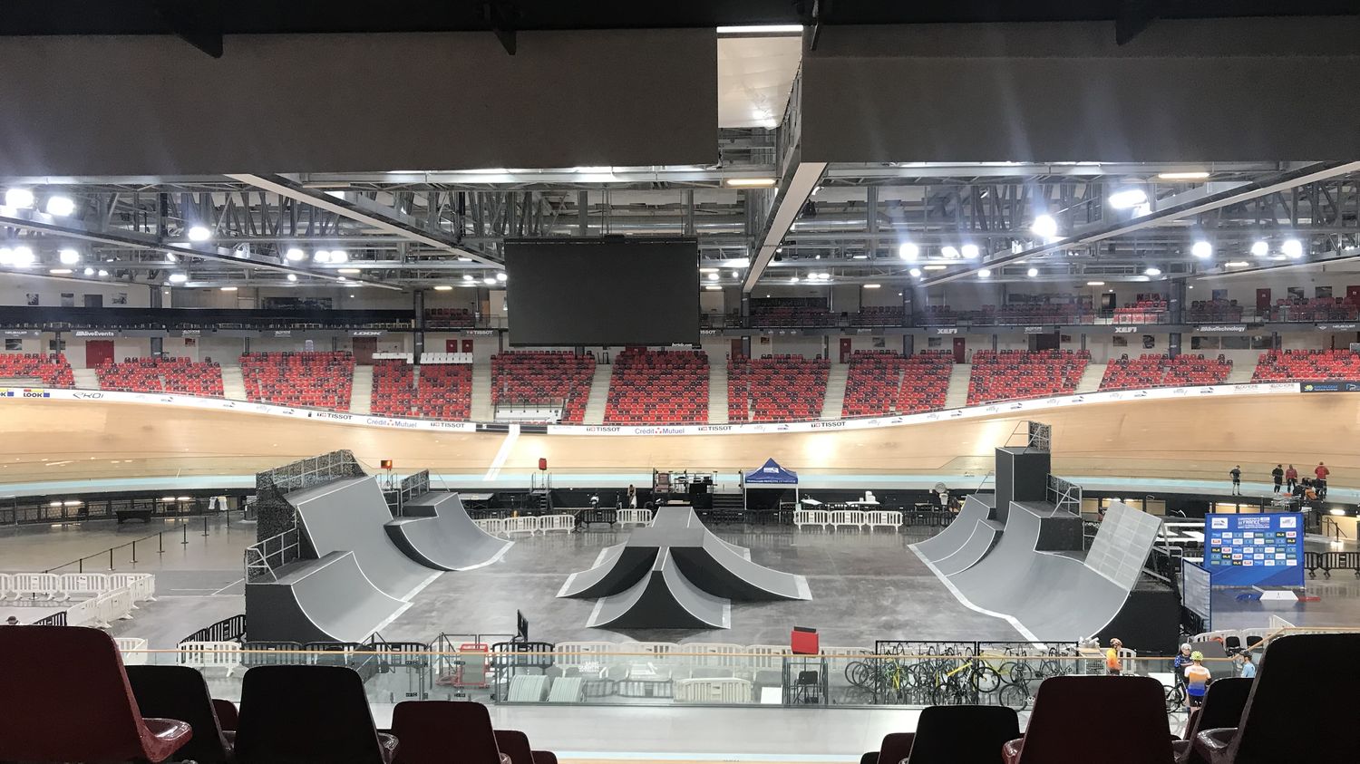 BMX Freestyle: how the national velodrome of Saint-Quentin-en-Yvelines was transformed to host the French championships