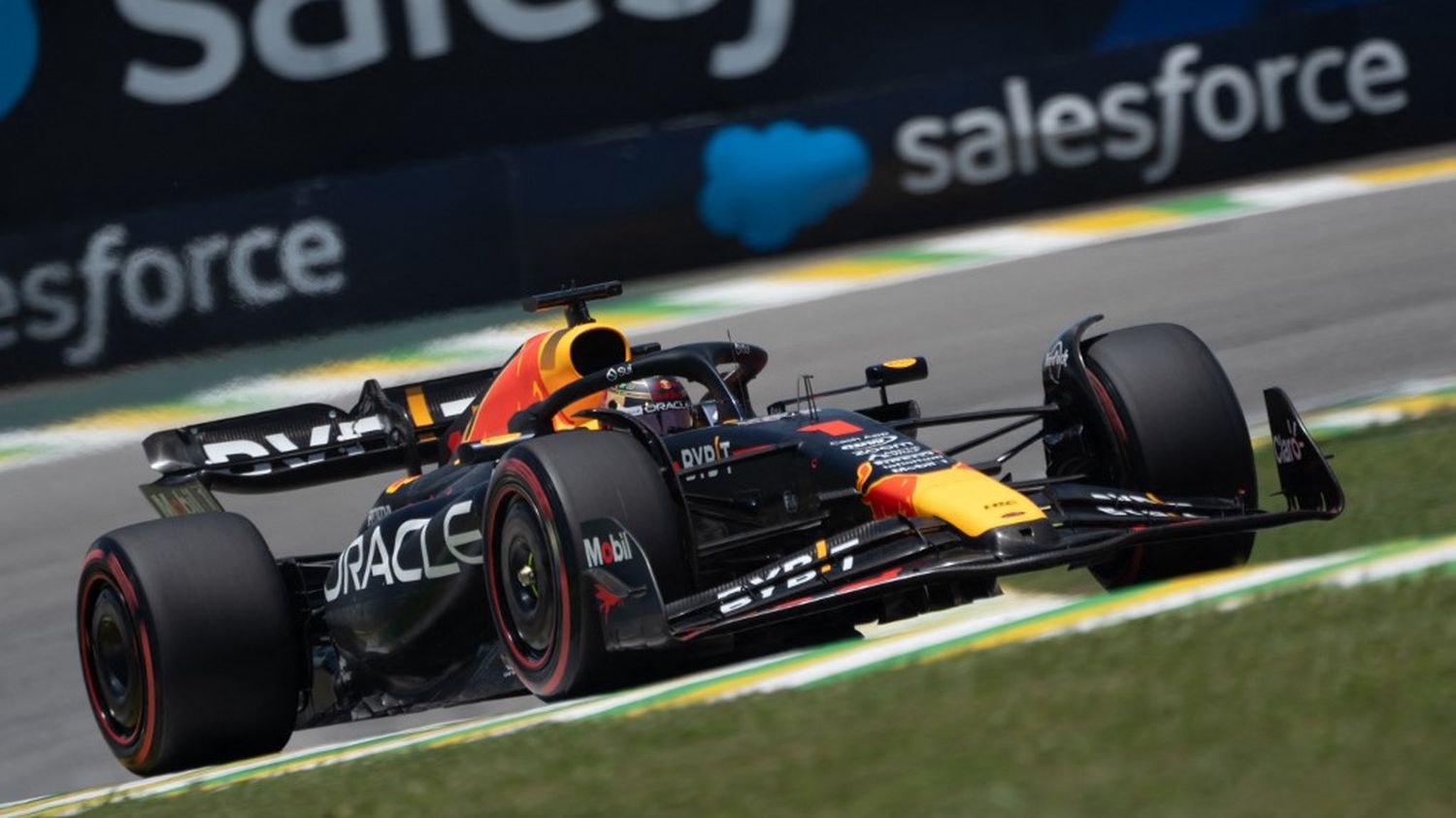 F1: Max Verstappen flies above the sprint race for the Brazilian Grand Prix