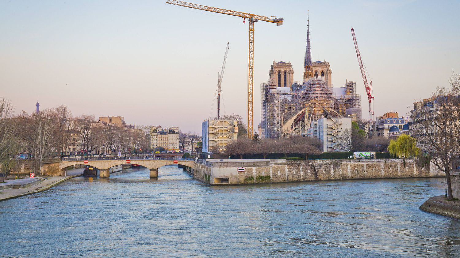 Notre-Dame de Paris: "We adhere to the deadlines and the budget", assures Philippe Jost, head of the reconstruction project