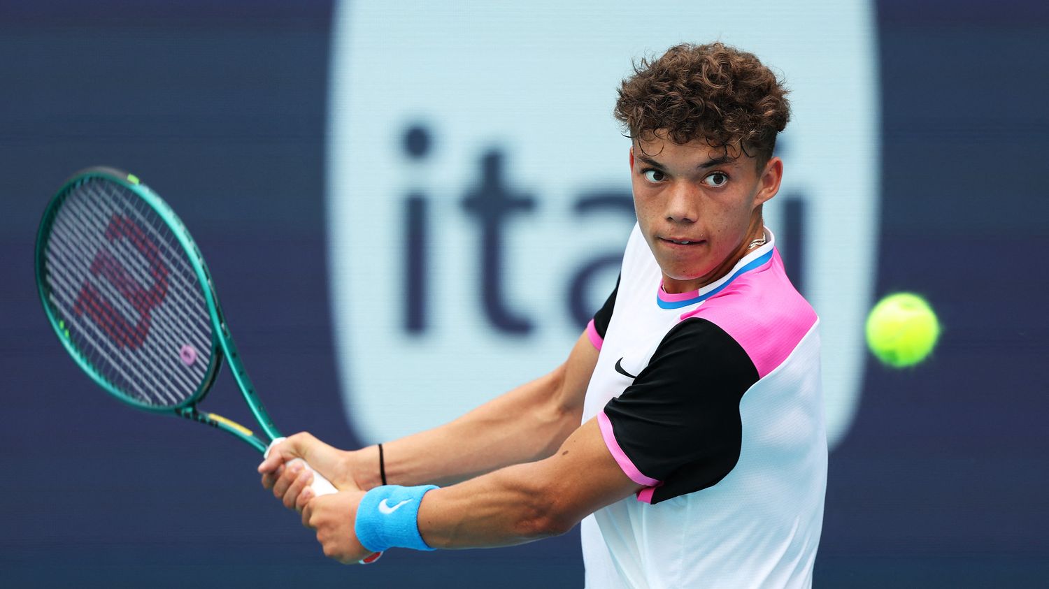 Tennis: Darwin Blanch, this young 16-year-old American who is challenging Rafael Nadal in Madrid