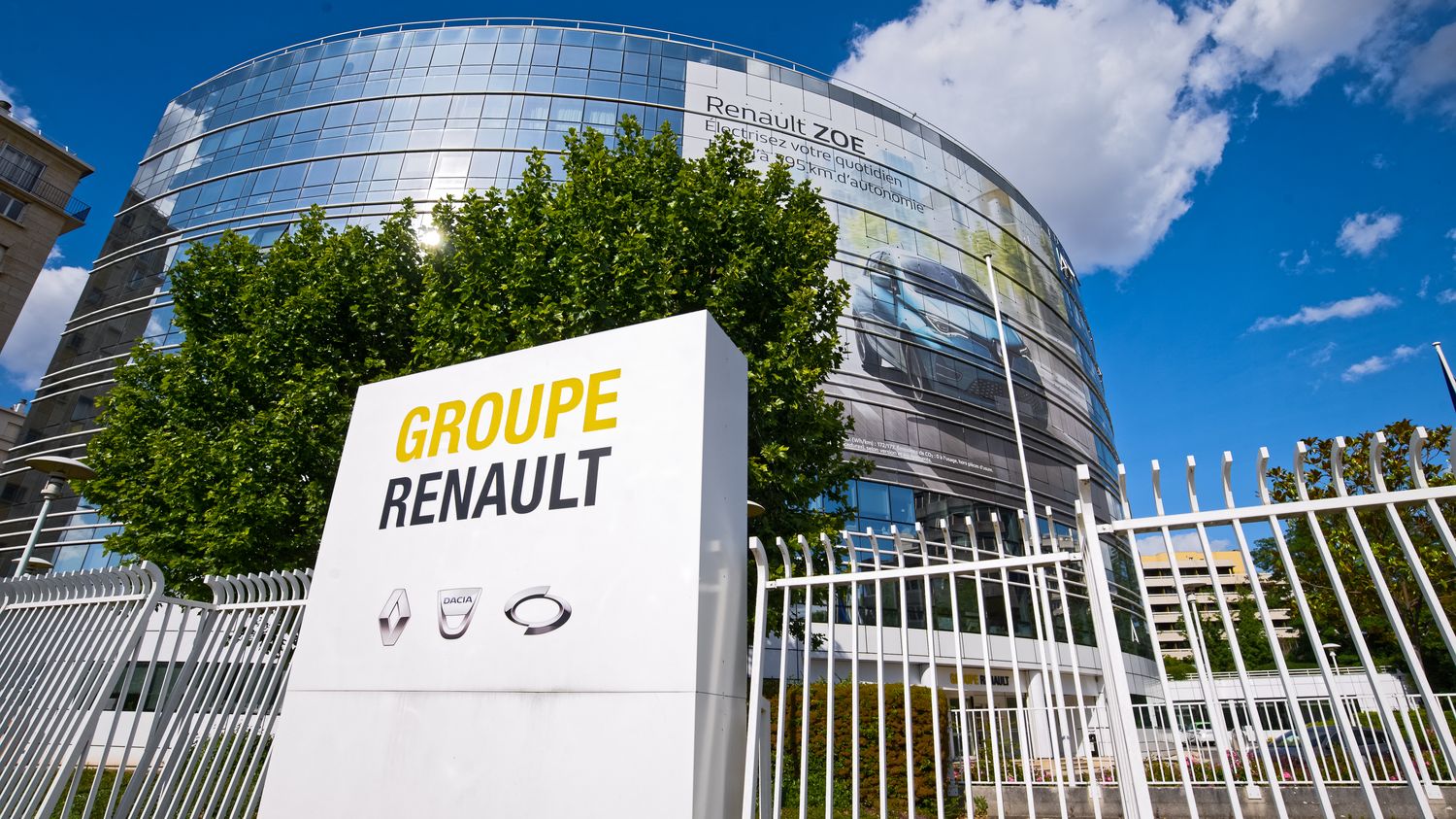 We tell you the story of the fake Renault spies, as the trial of their accusers begins